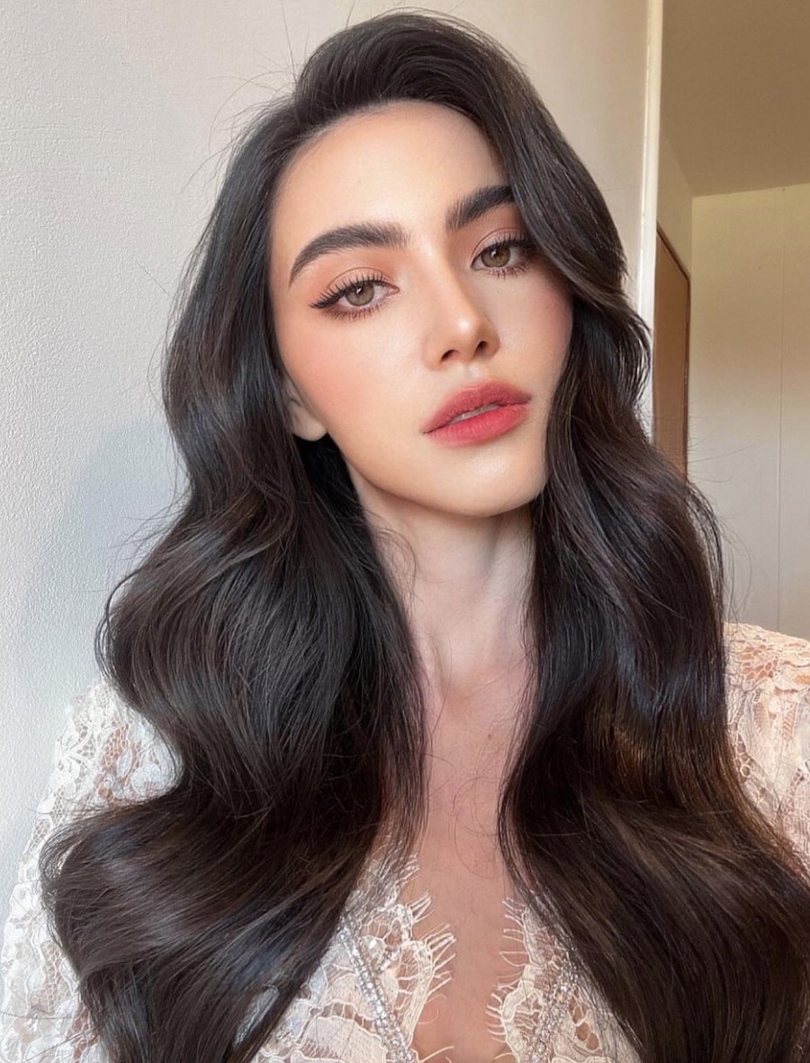 Davika Hoorne