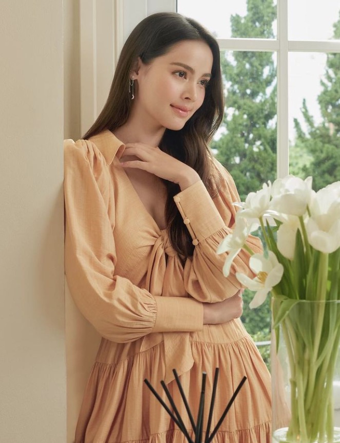 Urassaya Sperbund